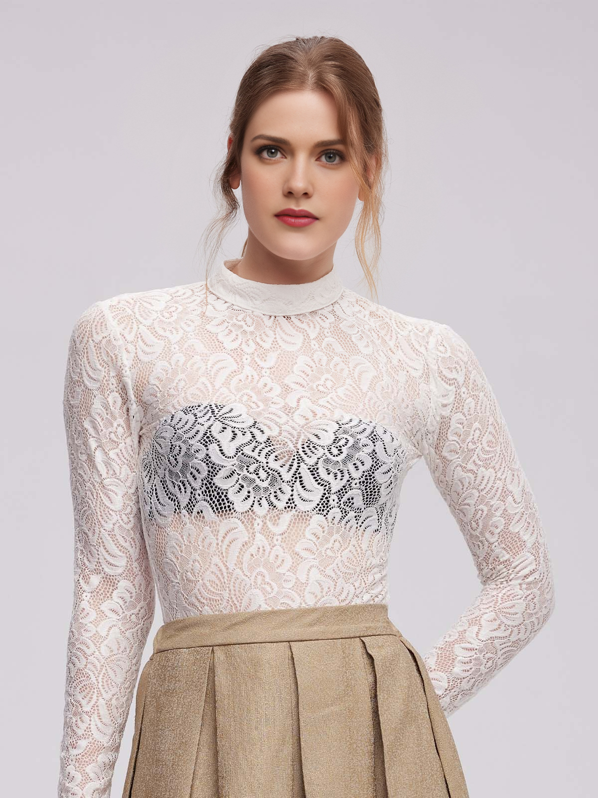 Dirndl mit Kragen – Eleganz und Tradition