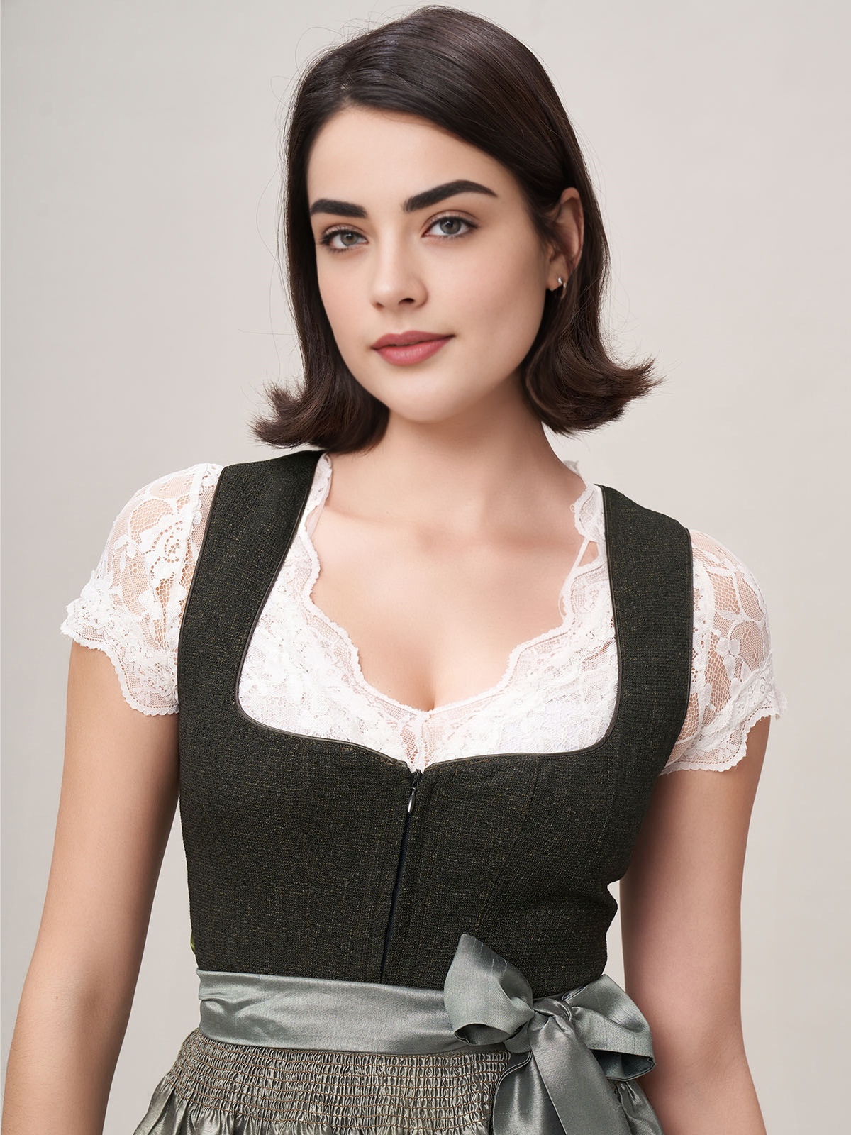 Dirndl Oberteil in Grün