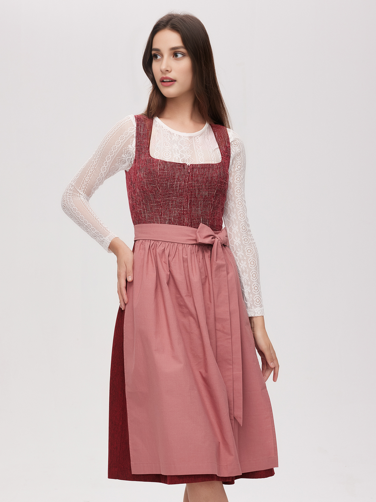 Dirndl in Rot und Rosa – Eleganz mit Tradition