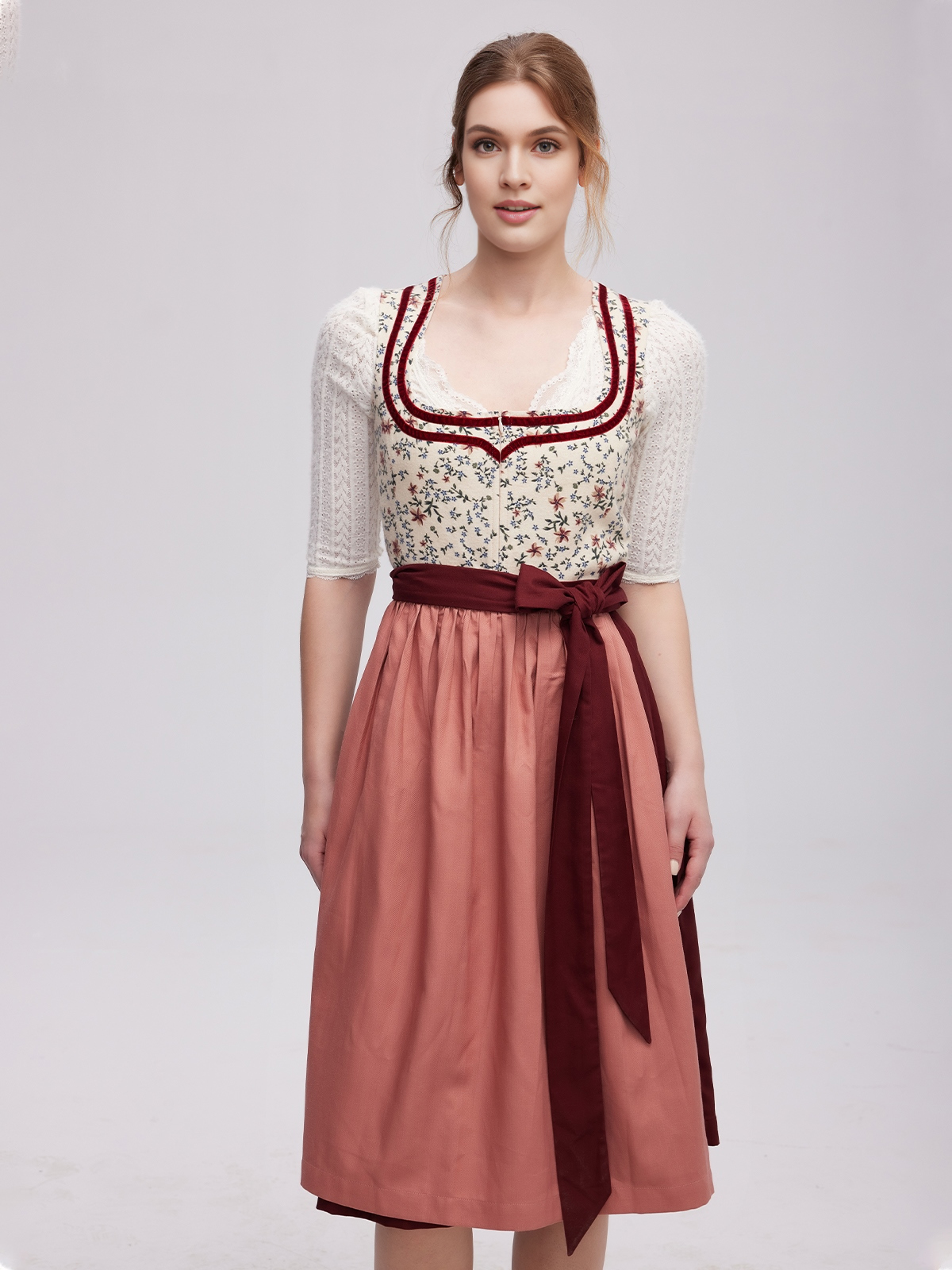 Amuseliebe Dirndl in Rot – feminin & elegant