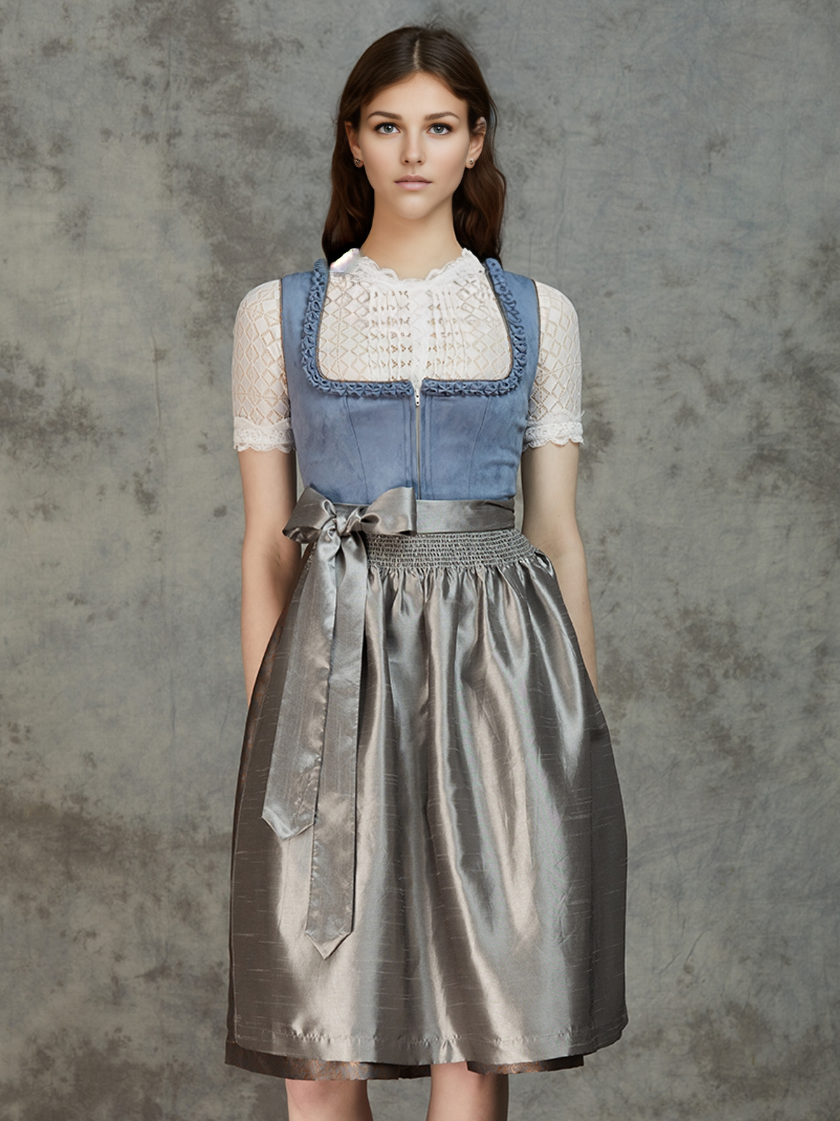 Modernes Dirndl in Blau mit eleganter Bluse
